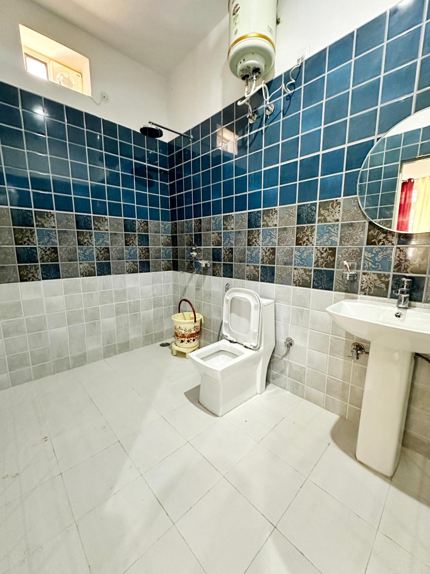 Baseraa Bir - 4Bhk Home מראה חיצוני תמונה